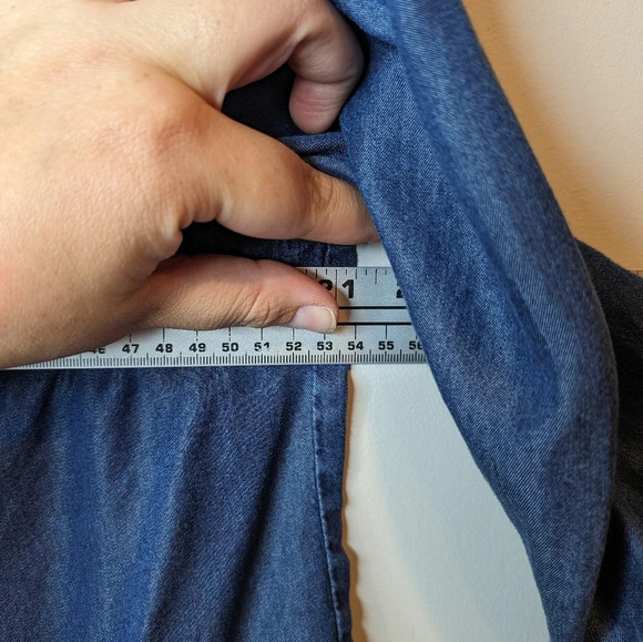 Jane & Delancey Blue Denim Style Off The Shoulder Top Ruffle Sleeve Women Medium - Picture 9 of 9